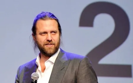 Il regista di 47 Ronin condannato per frode e riciclaggio: rischia fino a 90 anni di carcere