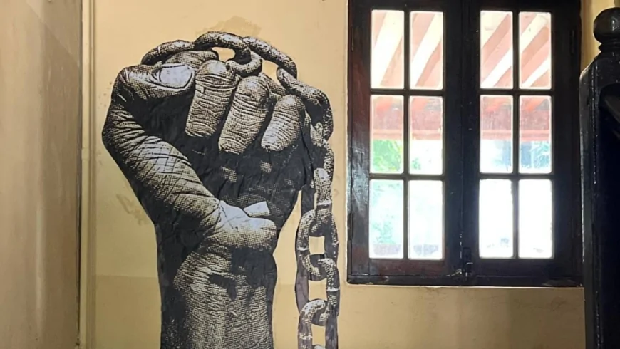 “Hands” di Nello Petrucci arriva in Kenya: nuove opere a Malindi tra arte, libertà e impegno sociale