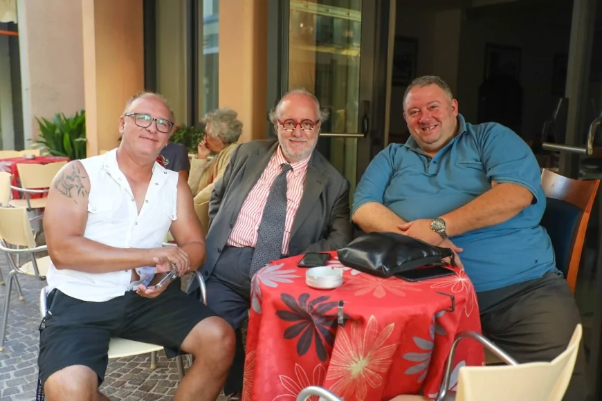 Miss La Più Bella del Mondo: la tappa di Natale a Valbrona con Raspelli, Malnati e Patrick Ray