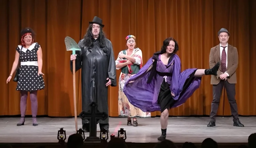 “Il fantasma del cimitero” al Q77 di Torino tra comicità e mistero