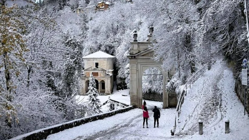 Fiaccolata di fine anno al Sacro Monte di Varese: eventi e visite guidate fino al 6 gennaio