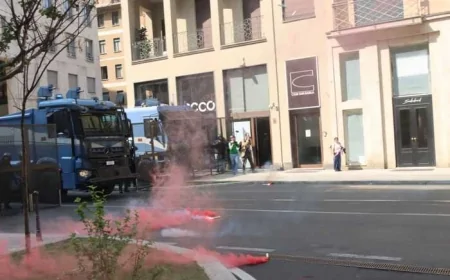 A Milano tensioni tra antagonisti e forze dell'ordine