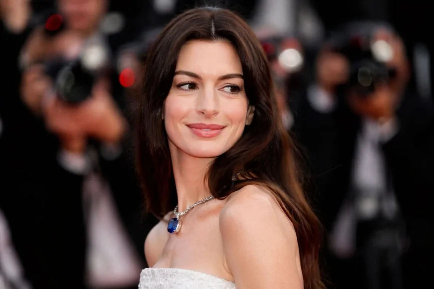 Anne Hathaway, fascino senza tempo: per People è la cover star più bella del mondo
