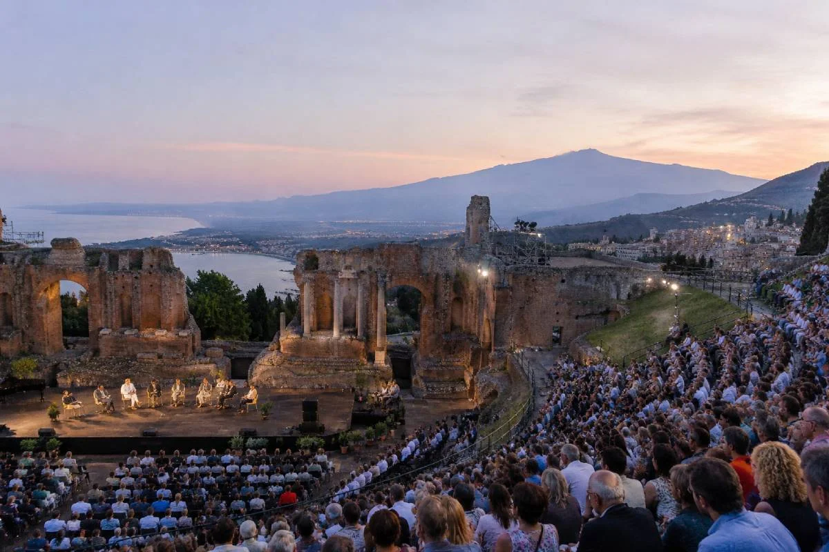 Taobuk 2026 a Taormina: il festival letterario internazionale celebra la fiducia