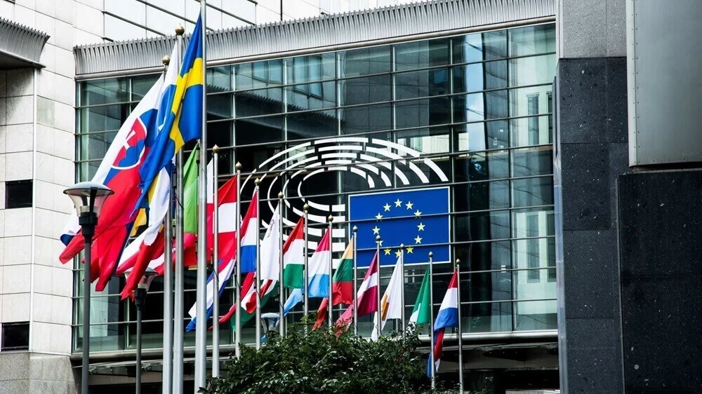 Sovranità digitale, ancora rinvii per il pacchetto Ue: la presentazione il 3 giugno