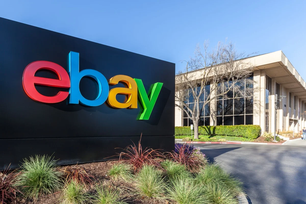 eBay ha respinto l’offerta da 56 miliardi di GameStop