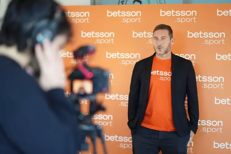 Totti,crisi calcio Italia? 'Si torni puntare con forza e serietà su settori giovanili'