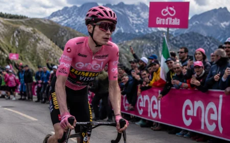 Giro d’Italia 2026, Vingegaard in rosa verso il finale di Roma