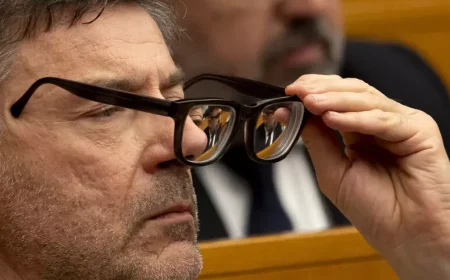 Giorgetti, su energia discussione non facile, speriamo risposta Ue a breve