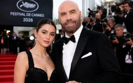 John Travolta debutta alla regia e conquista Cannes 2026