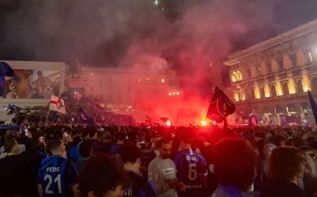 Inter, Milano esplode di gioia: la festa Scudetto accende la notte nerazzurra