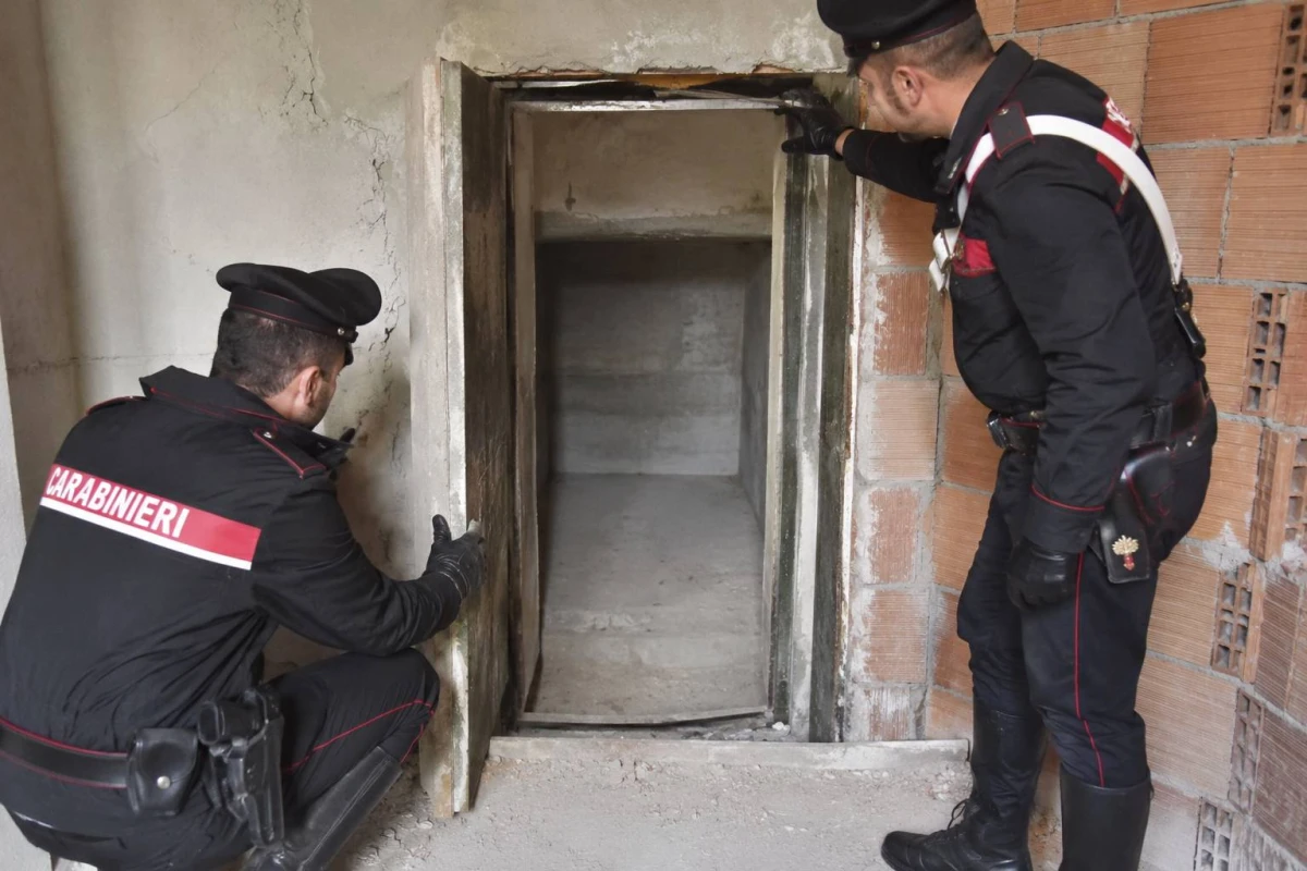 Bunker segreto scoperto nella Locride: era nascosto dietro una parete