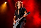 Ligabue a San Siro il 20 giugno con “La Notte di Certe Notti”