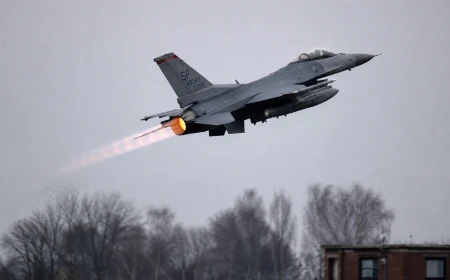 Lettonia, caccia Nato abbattono un drone entrato nello spazio aereo: allerta al confine orientale