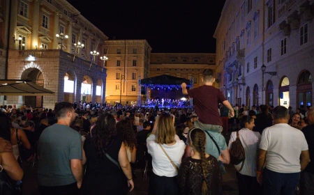 Trieste Estate invade la città