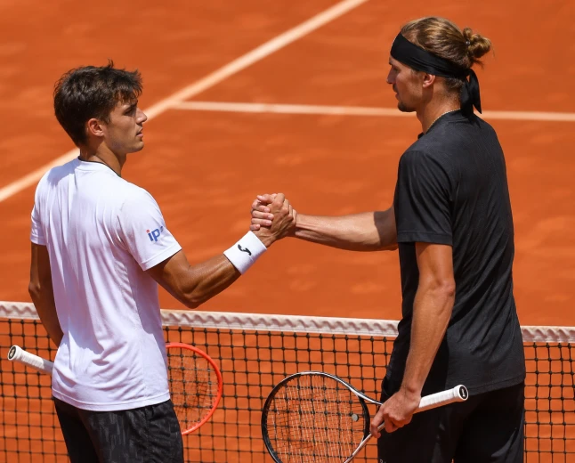 Dove vedere Cobolli-Zverev oggi in TV e streaming: orario e canale della finale Roland Garros 2026