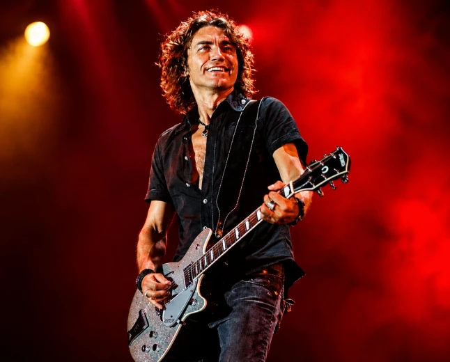 Ligabue a San Siro il 20 giugno con “La Notte di Certe Notti”