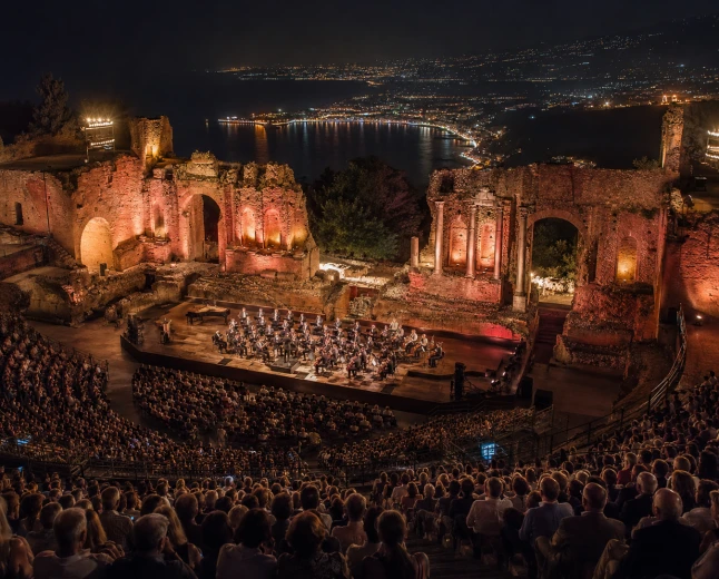 Taobuk 2026 a Taormina, il festival internazionale del libro dedicato alla fiducia