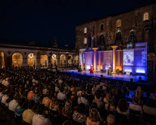 Campania Teatro Festival, un mese di spettacoli tra Napoli e la regione