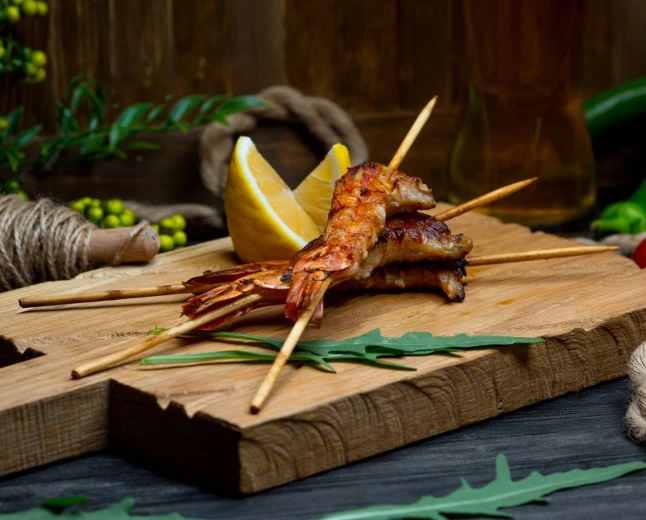 Arrosticini nel Chiostro 2026, sapori abruzzesi e cucina ferrarese a Ferrara