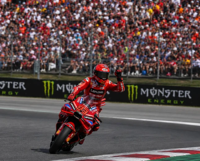 Marc Marquez domina il sabato MotoGP in Ungheria: pole e Sprint al Balaton Park