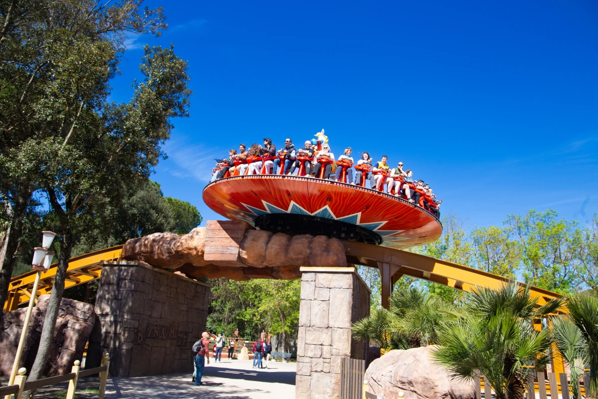 "Io di esplosivo amo solo il divertimento": il Cavallino Matto inaugura "Dynamite", il Disk’O Coaster più grande d’Italia, e lancia la campagna per un'estate senza fuochi con Gaia, Animali e Ambiente.